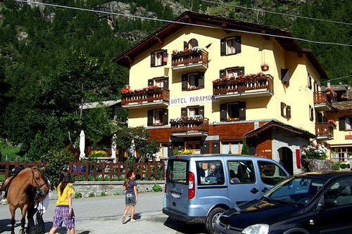 Hotel Ristorante Paramont Baulen Ngoại thất bức ảnh